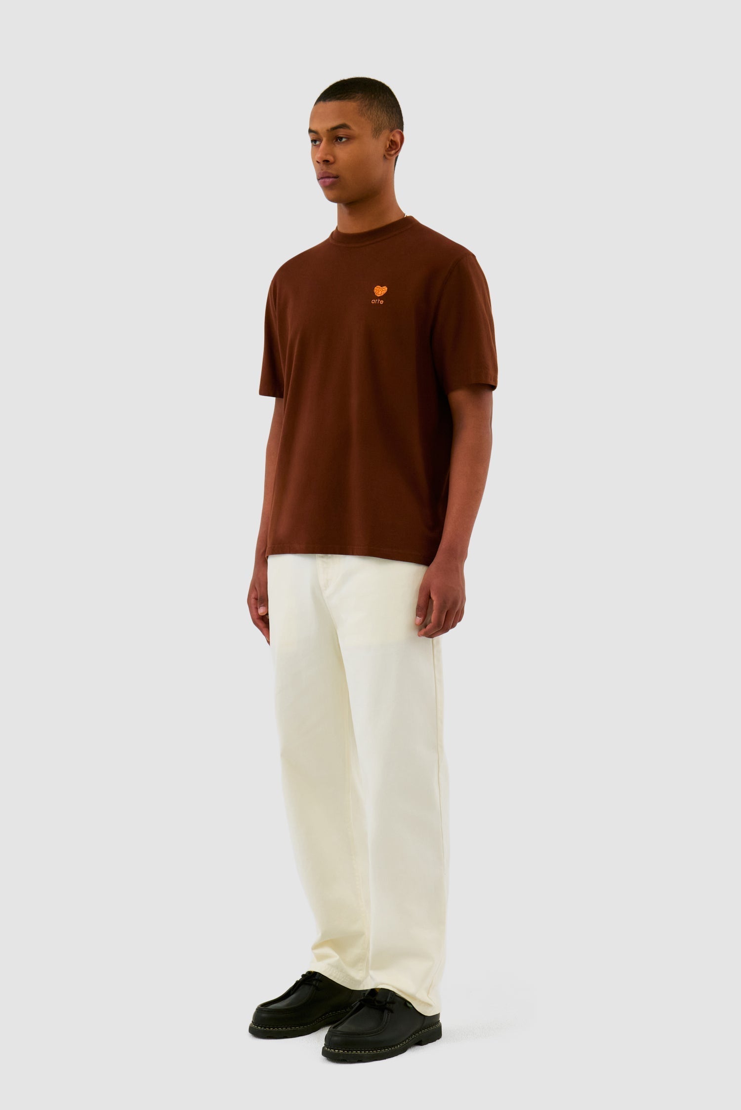 T-shirt avec logo en forme de cœur - Marron