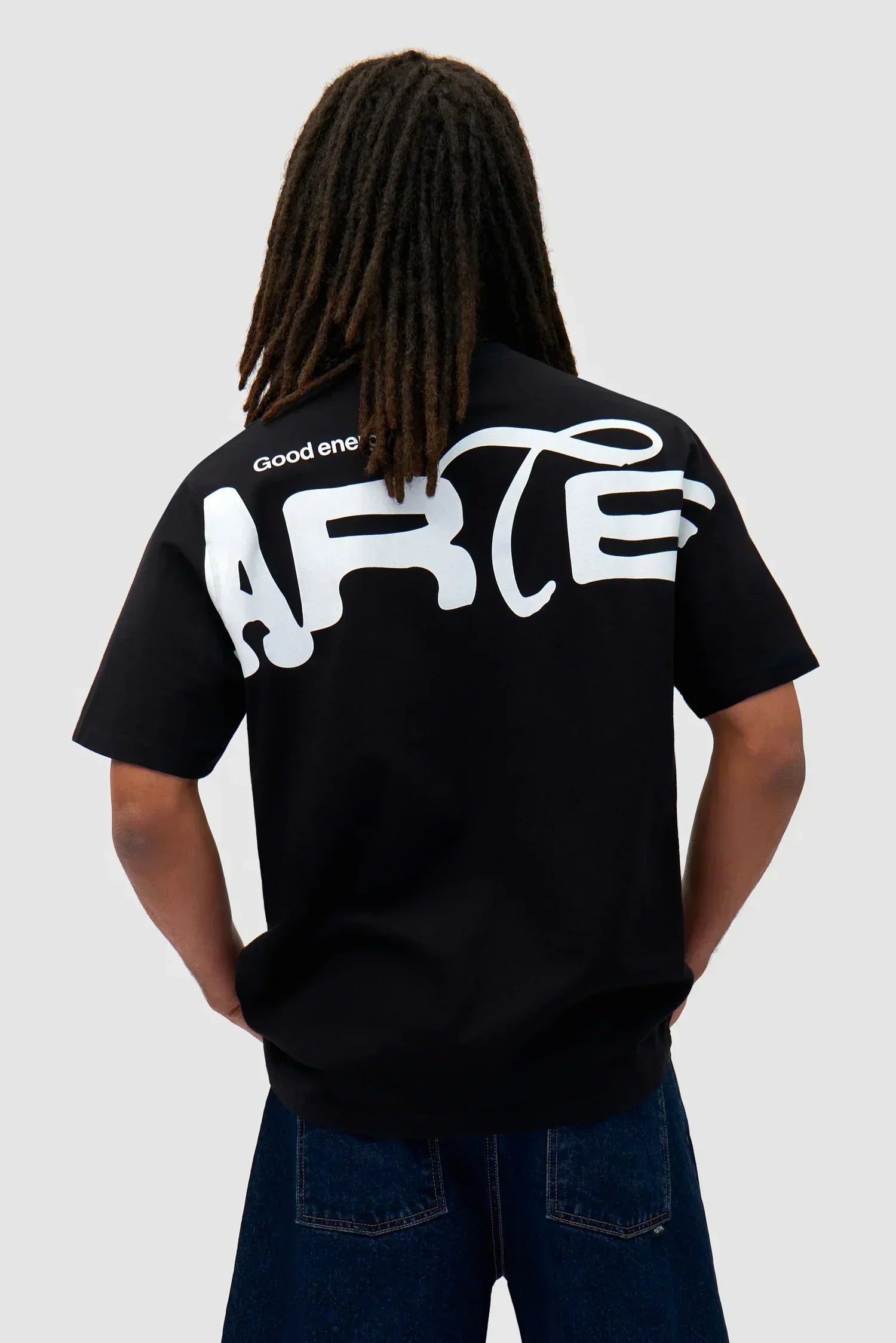 T-Shirt Arte Antwerp Noir Logo ARTE Oversize Graphique Good Energy